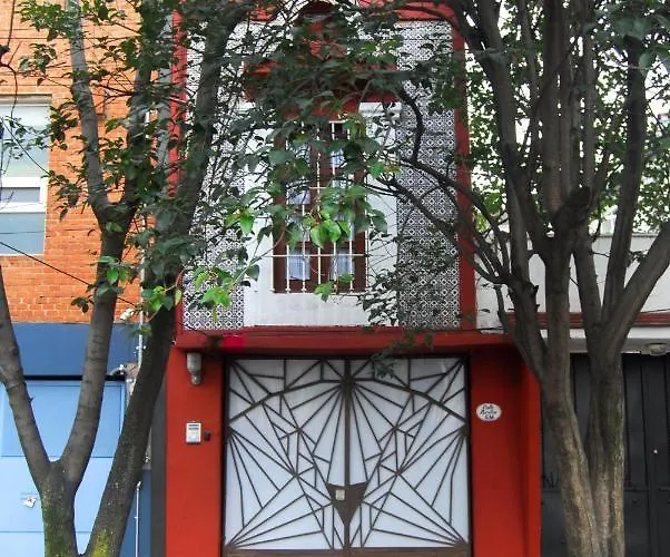 Apartment Coyoacan, 2 Level Cozy 3bedrooms, 3bathrooms, Terrace